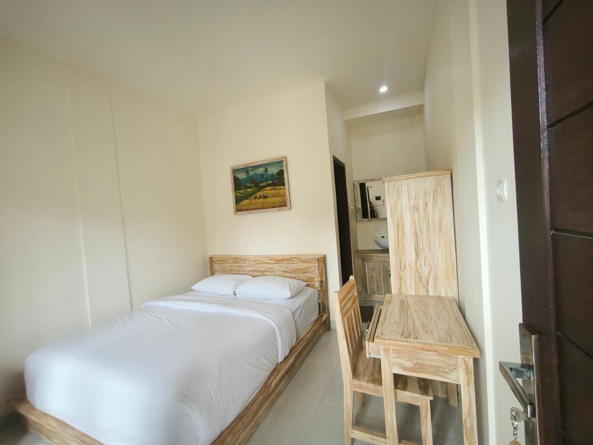 Ken Ken Guest House Seminyak  Exterior photo