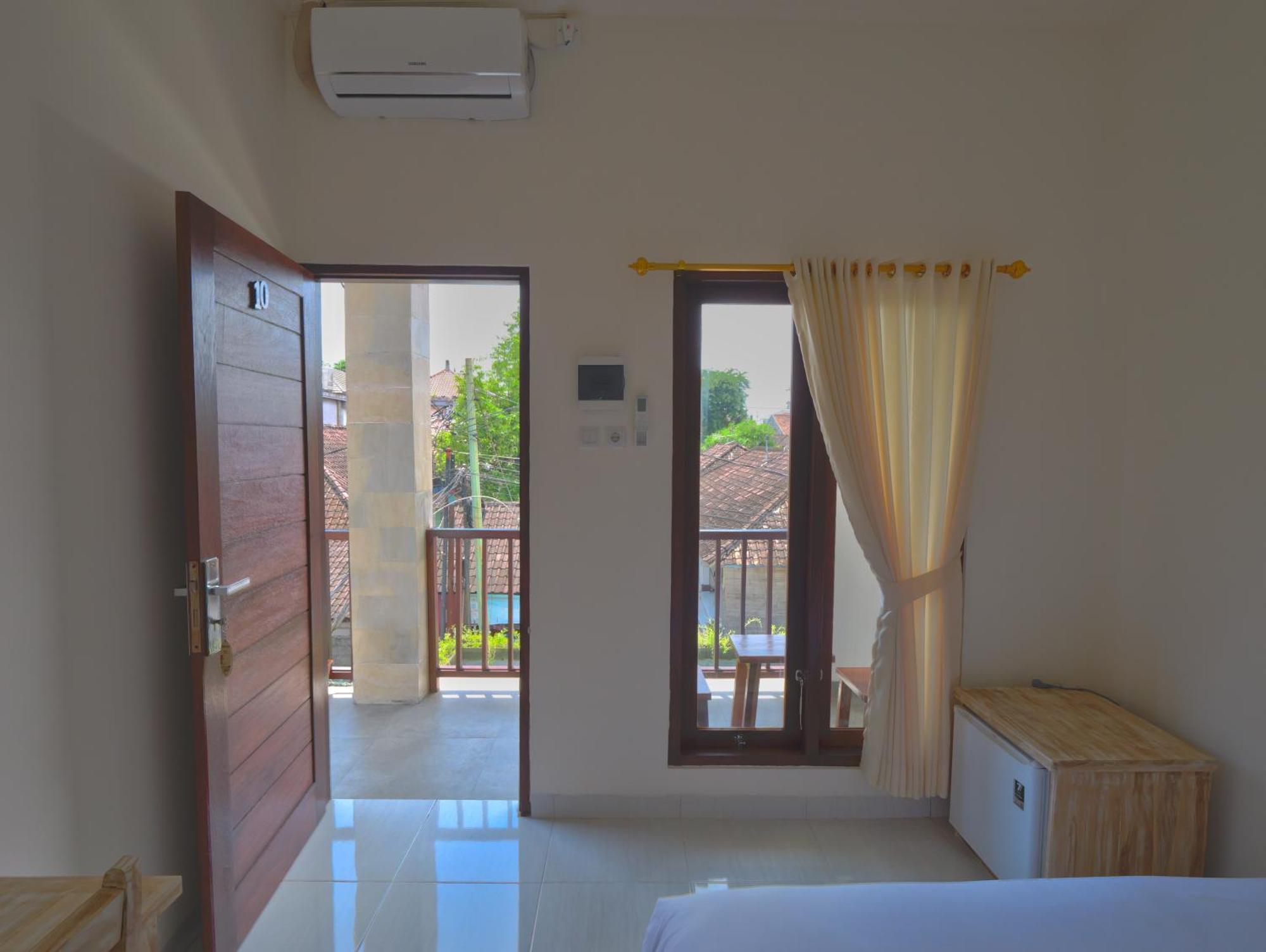 Ken Ken Guest House Seminyak  Exterior photo
